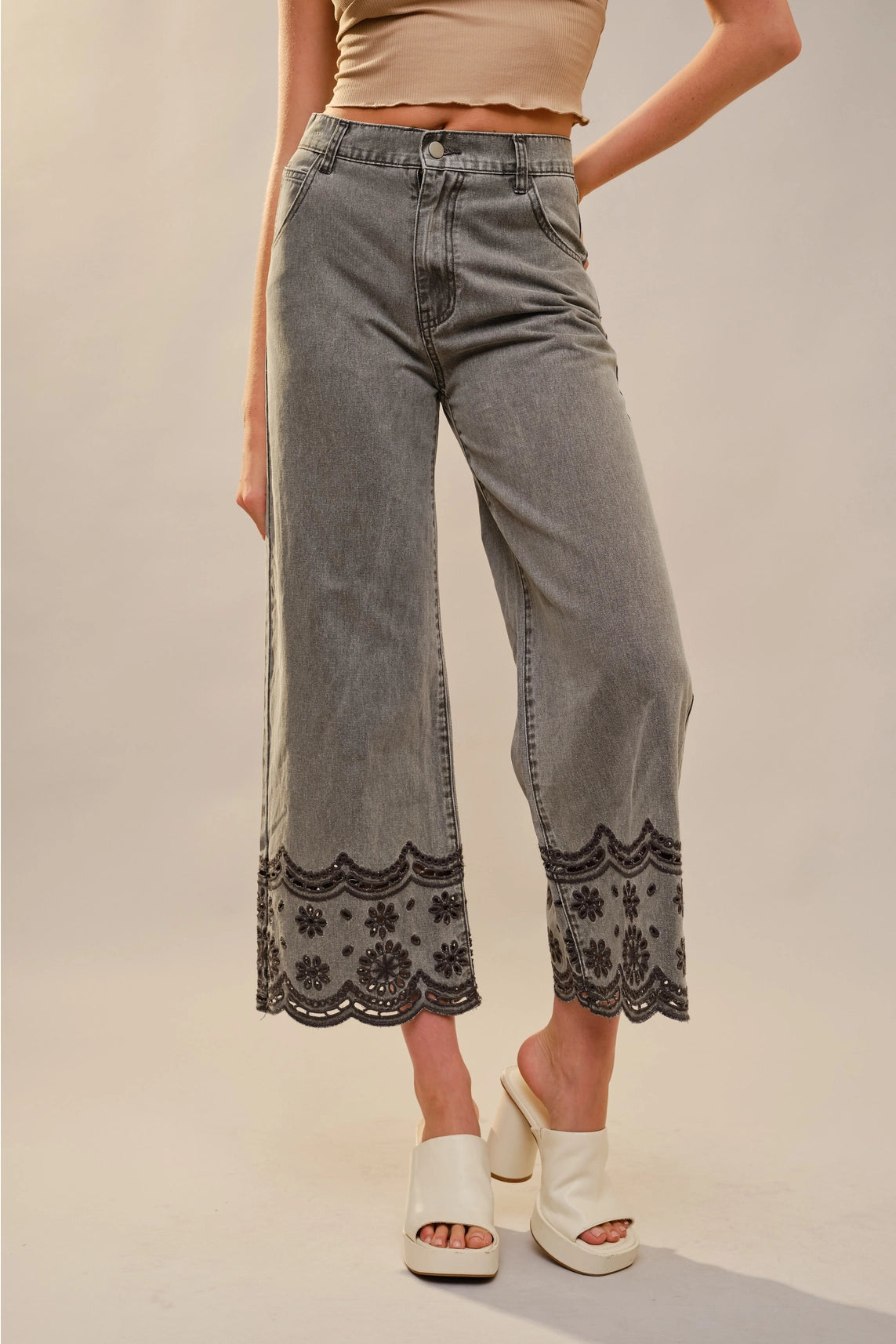 Cropped Embroidered Pants Wide Leg