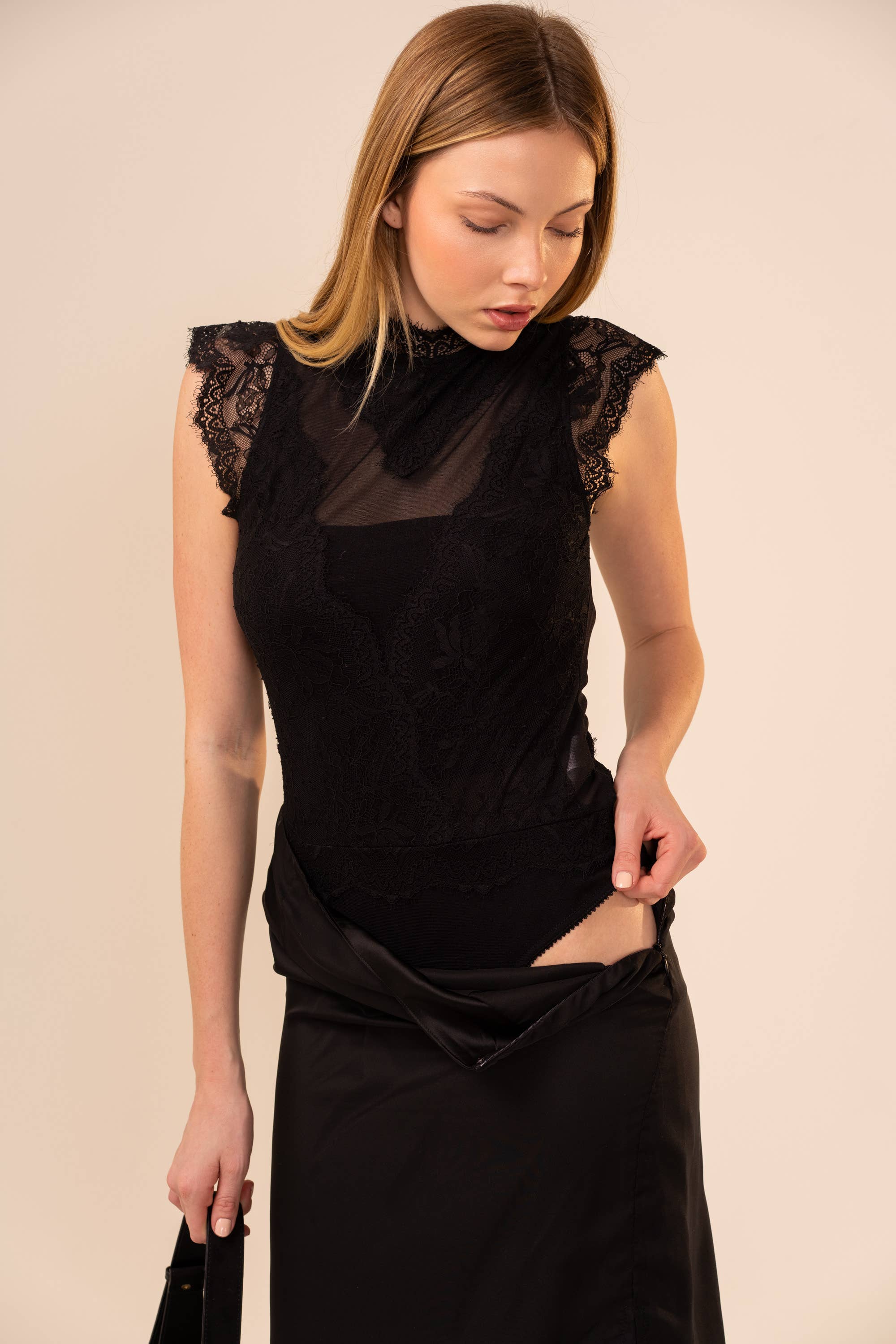Mesh & Lace Mix Bodysuit