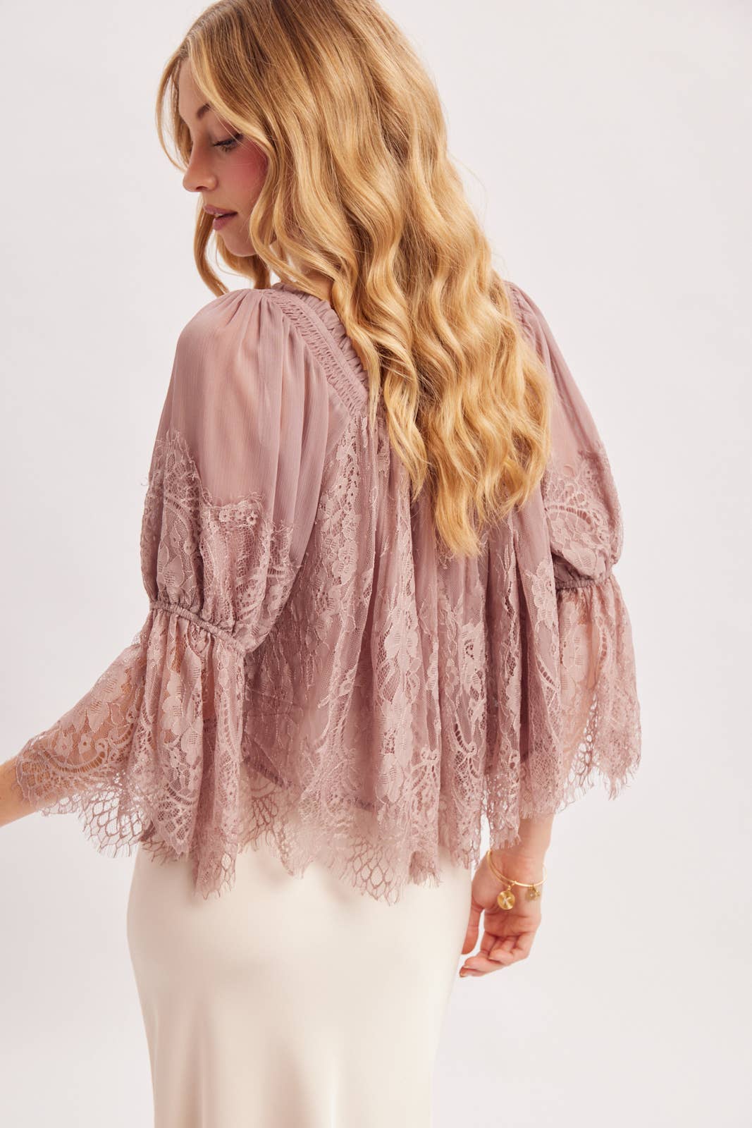 WIDE NECK RUFFLED EYELASH LACE BLOUSE