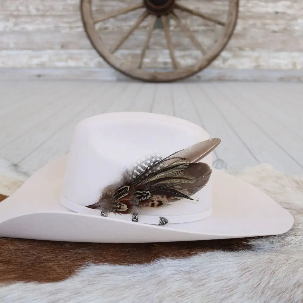 Feather Hat Accent - Sorrel