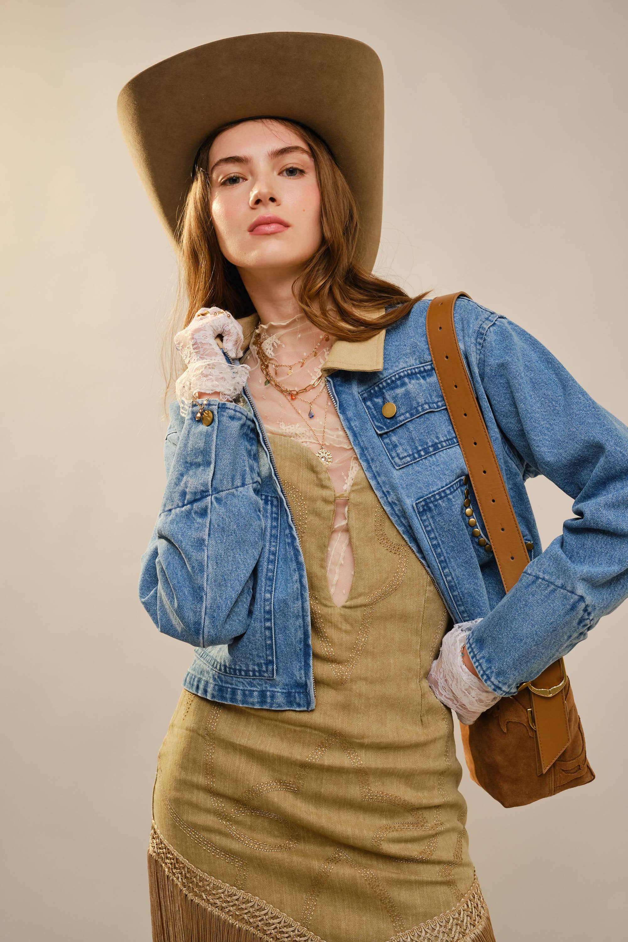 Stud Trimmed Cropped Denim Jacket