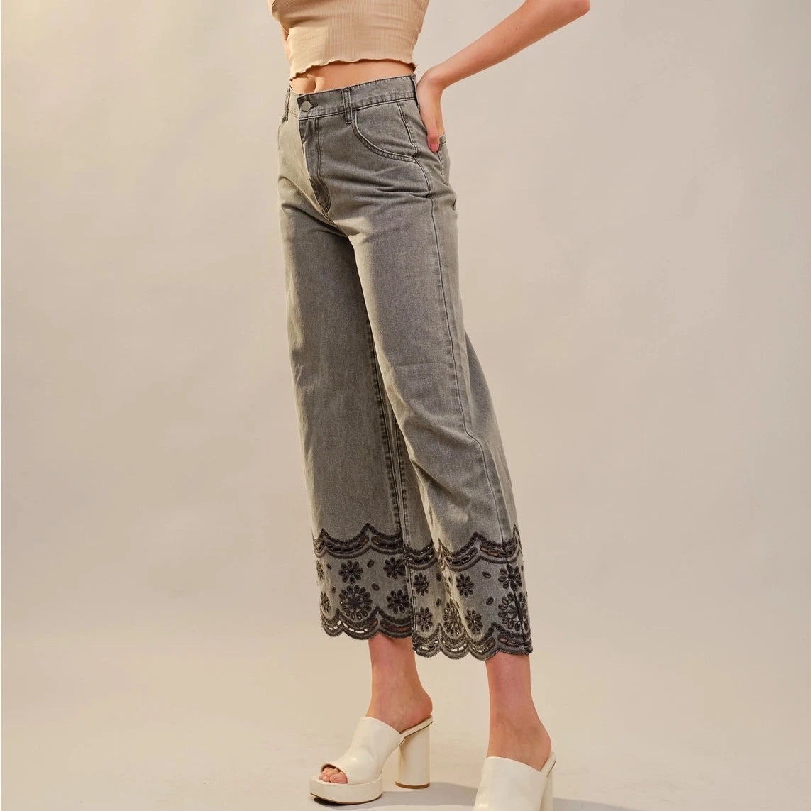 Cropped Embroidered Pants Wide Leg