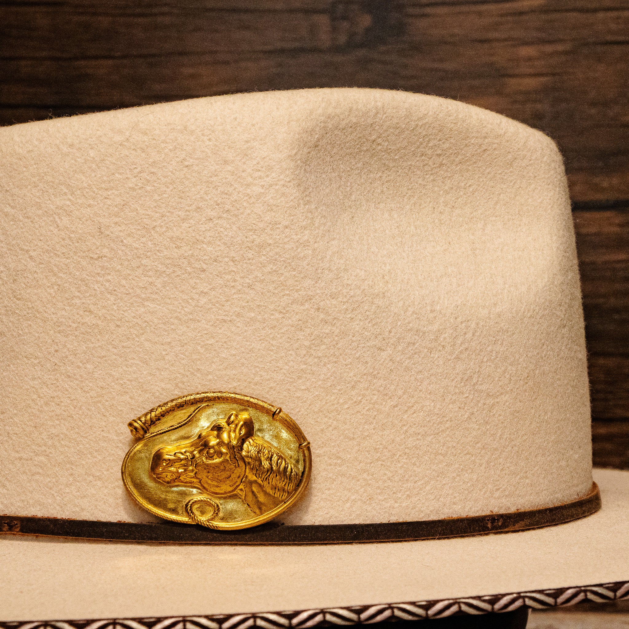 Brass Patina Horse Head Flat Hat Pin