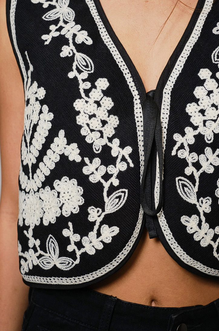 Embroidered Ribbon Tie Crop Vest