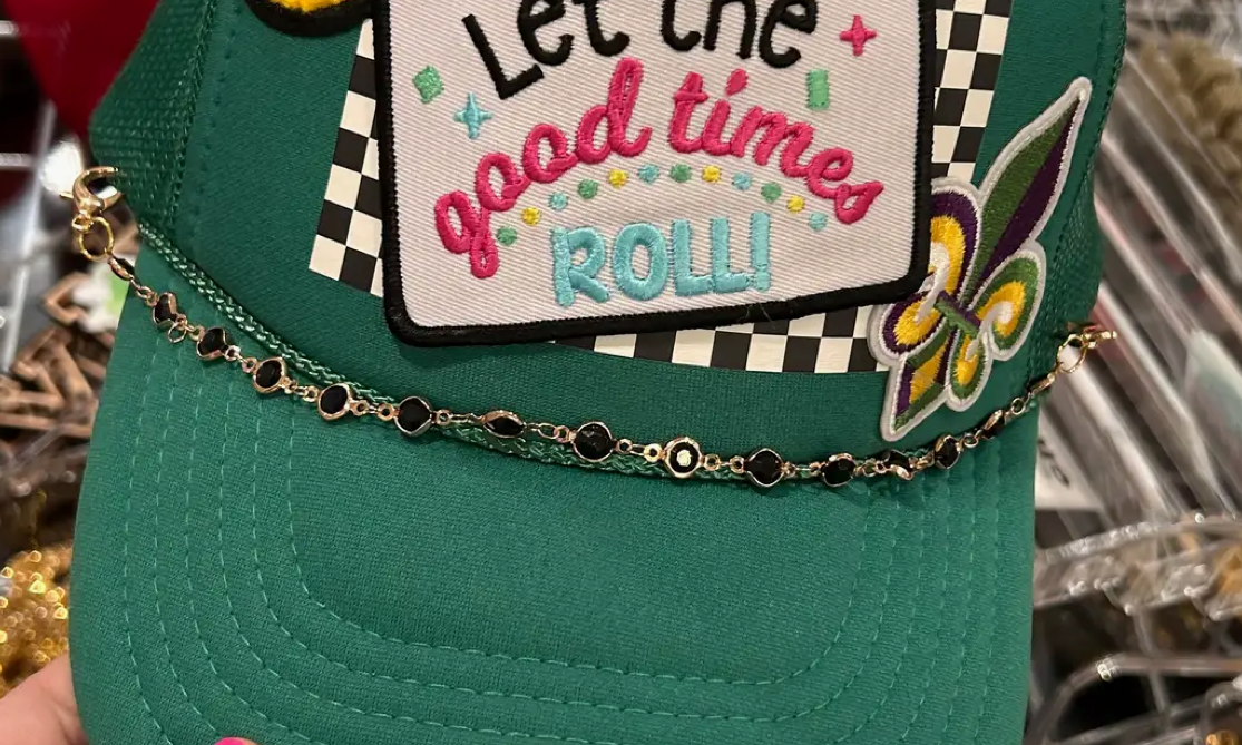 Blackcrystal Trucker Hat Chain