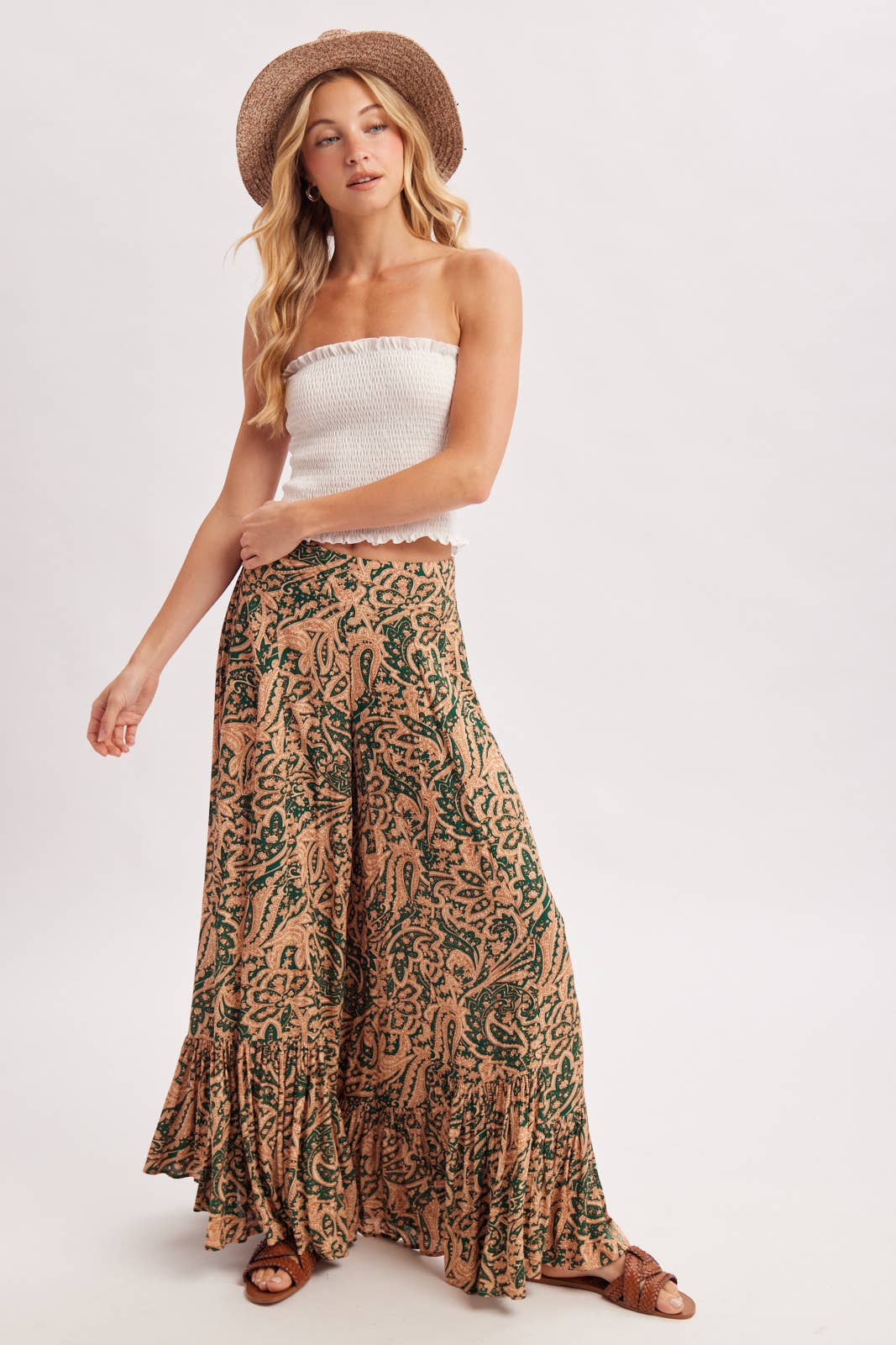 PAISLEY PRINT WIDE RUFFLED PANTS