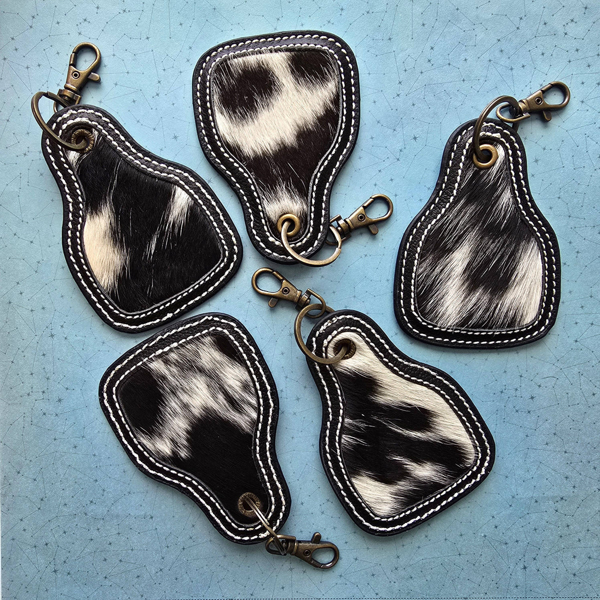 Hair-On Cowhide Keychain – Cow Tag with Leather Borders