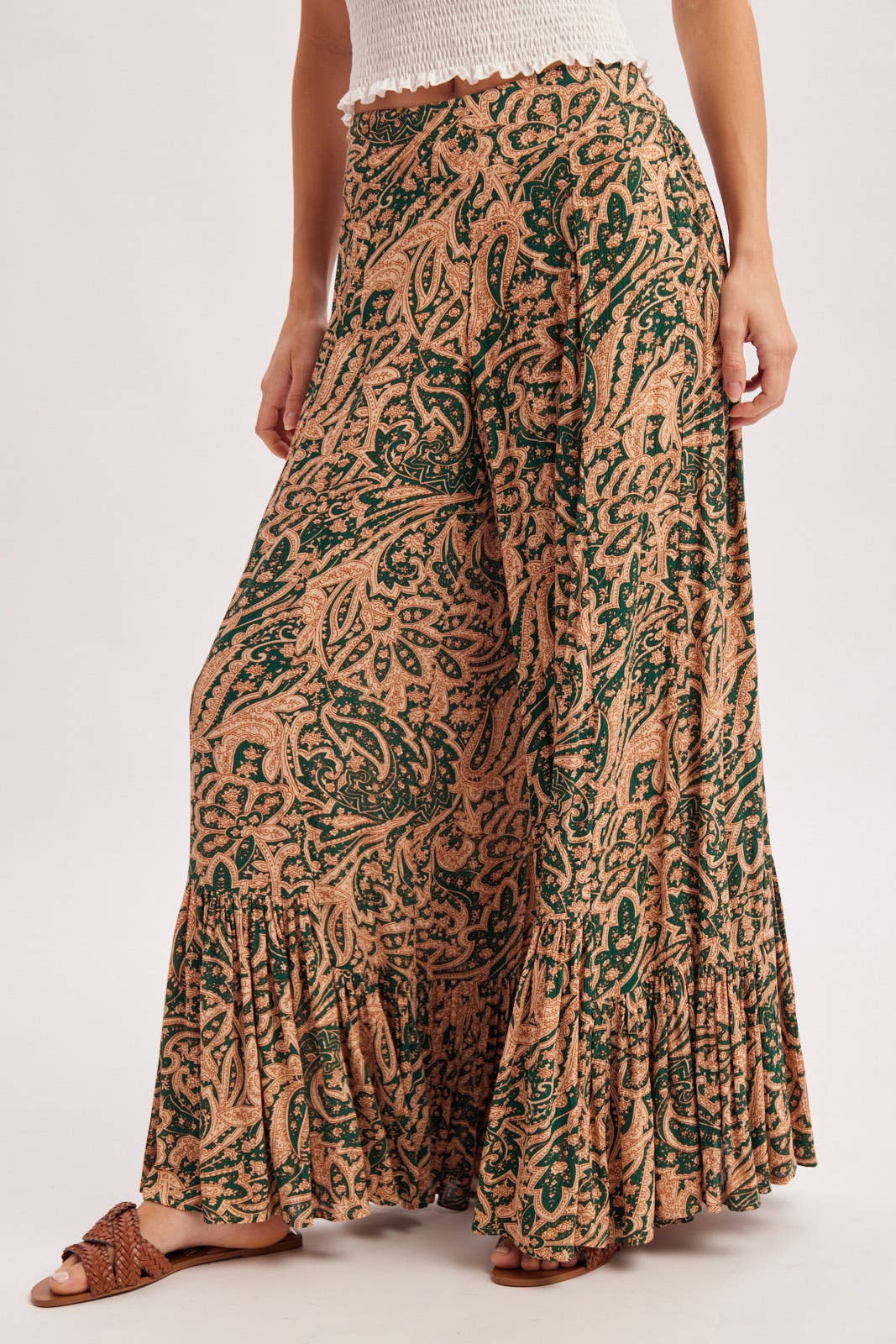 PAISLEY PRINT WIDE RUFFLED PANTS