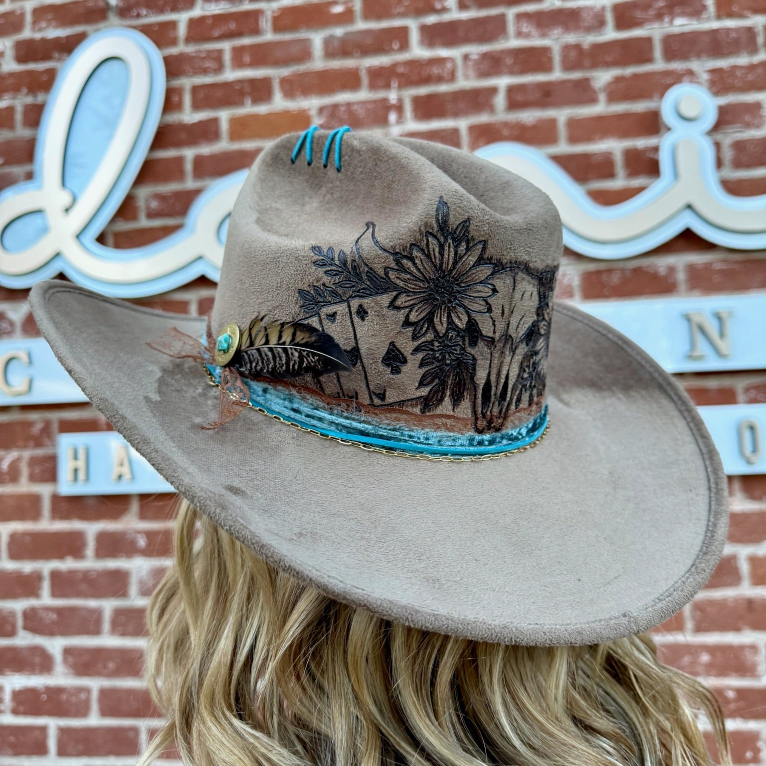 Longhorn Vegan Suede Cattleman Cowboy Hat