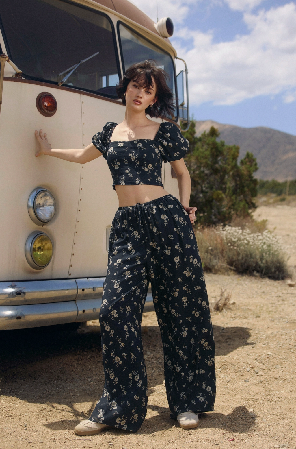 Dancing Moon Pull On Drawstring Pants (set)