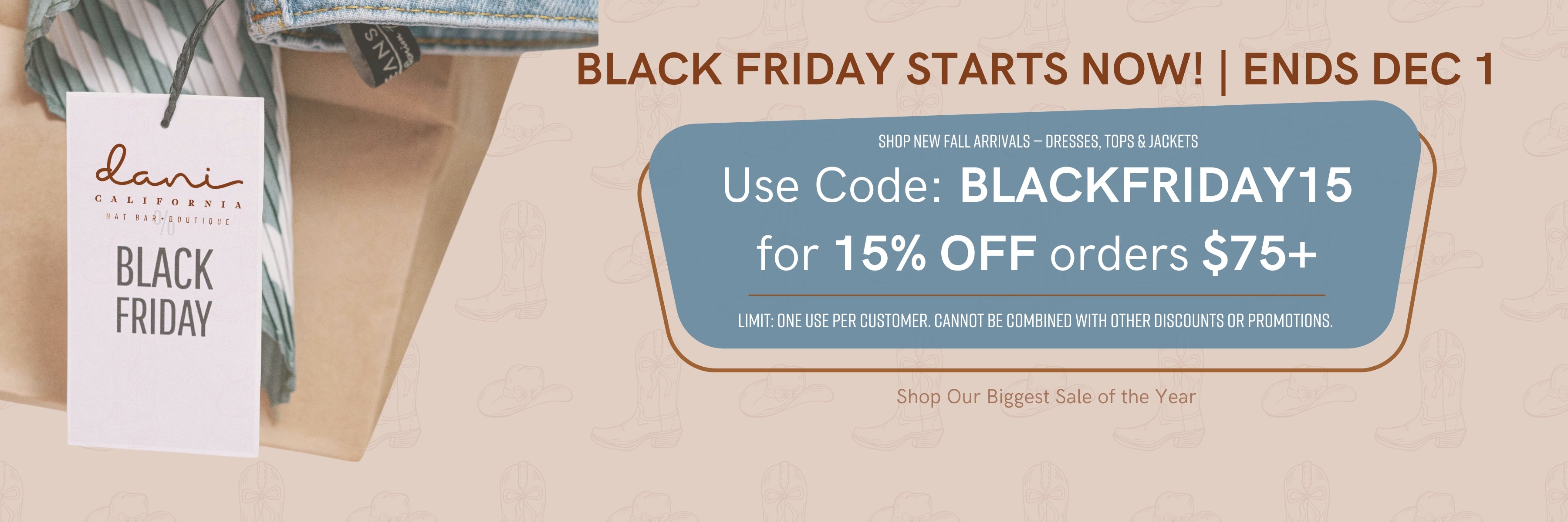 Black Friday promotional banner with a tag and envelope, featuring a discount code.