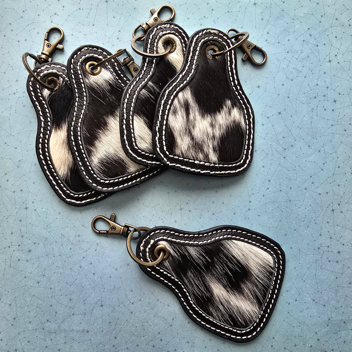 Hair-On Cowhide Keychain – Cow Tag with Leather Borders