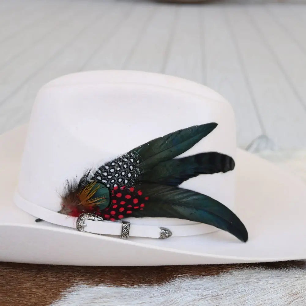 Feather Hat Accent - Sombra