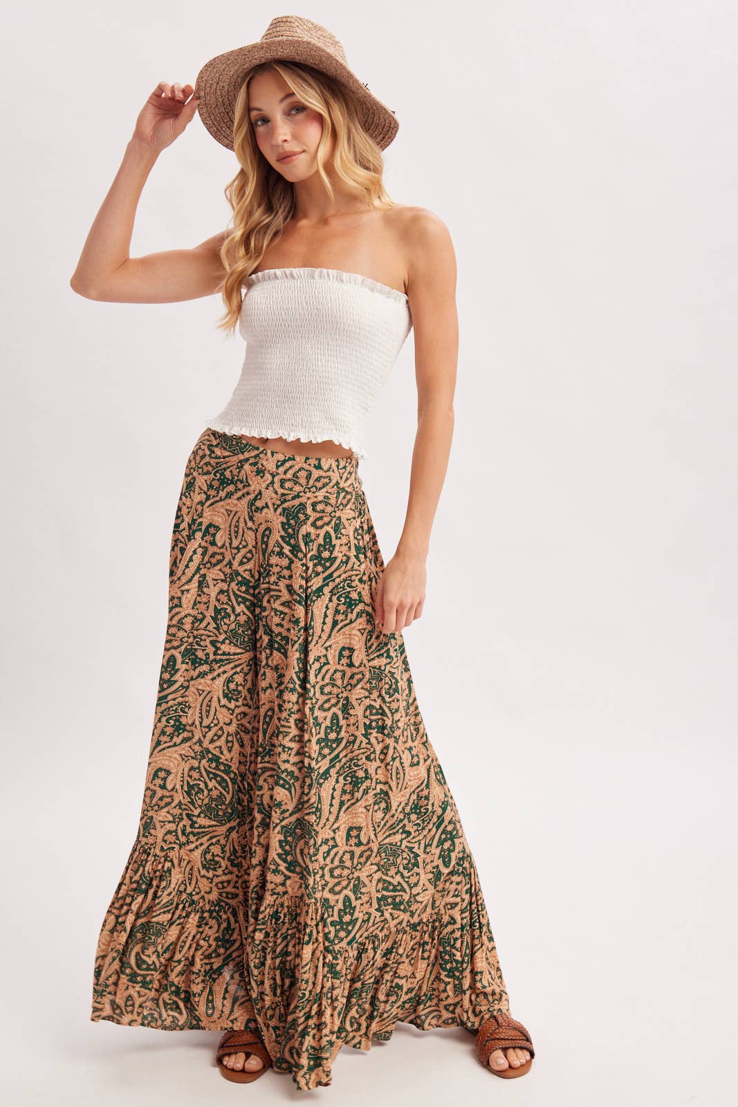 PAISLEY PRINT WIDE RUFFLED PANTS